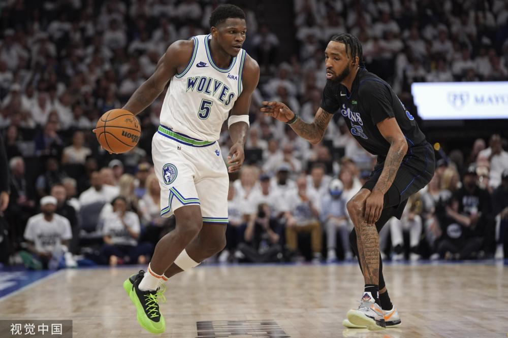 中靠的是 中靠的是